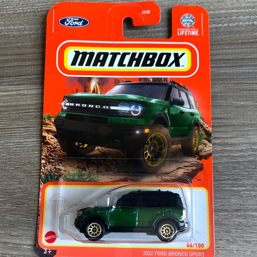 Matchbox Ford Bronco Sport Utility Vehicle SUV 2022 44/100 MB Green Truck New